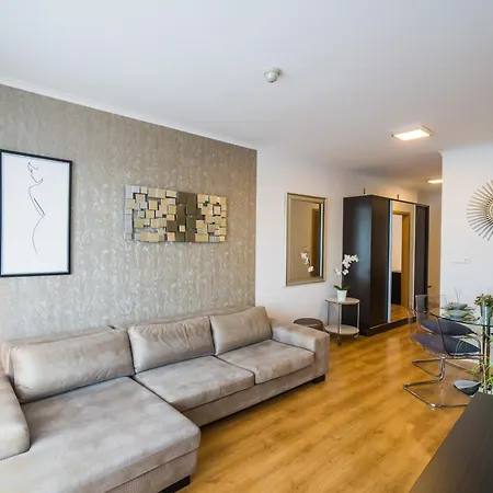 Myflat Club 218 Gold7 Wellness * שיופוק
