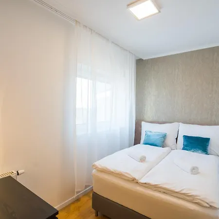 Myflat Club 218 Gold7 Wellness Siófok